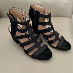 Black strappy sandal by Franco Sarto